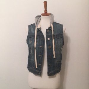 Women’s Denim Vest